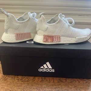 Women’s NMD R1 size 7 1/2